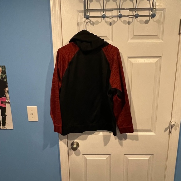 Dry Tek Red and Black active sweatshirt - Picture 2 of 3
